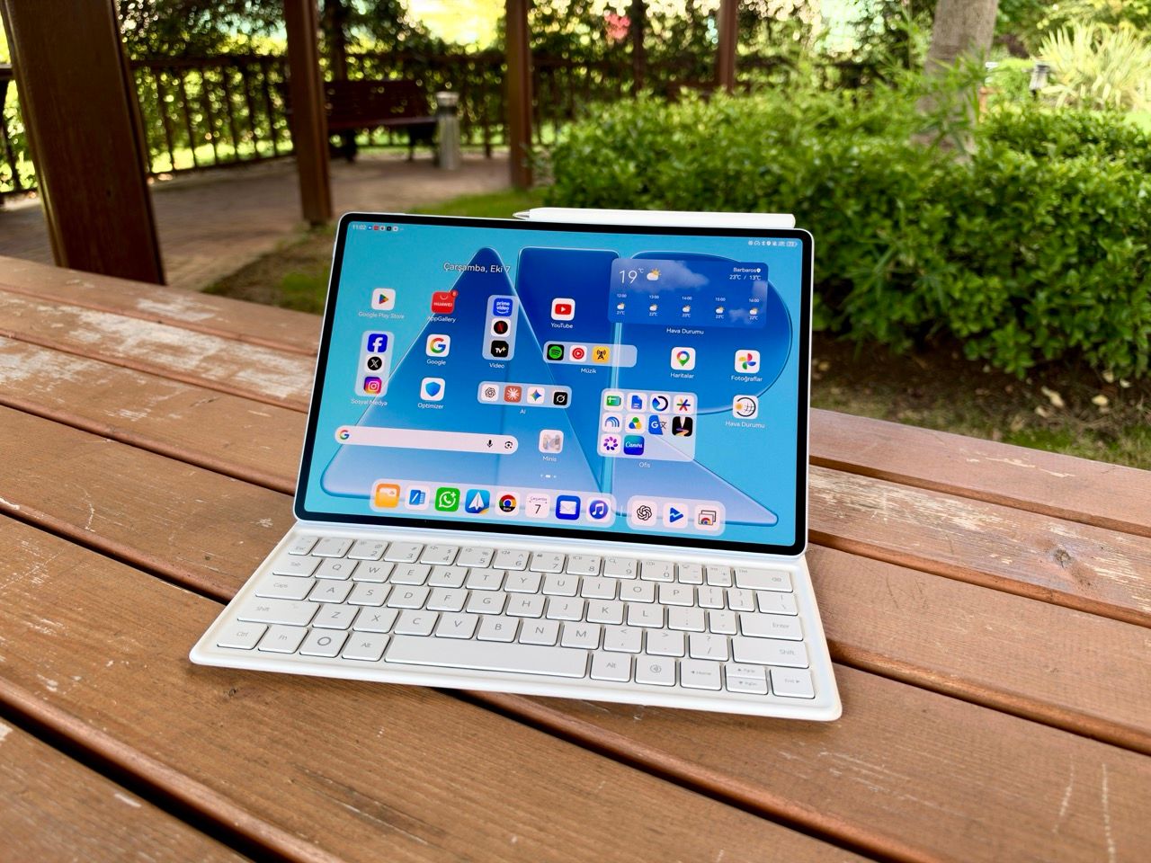 Hafif gövdede güçlü bir çalışma alanı: Huawei MatePad Air İncelemesi