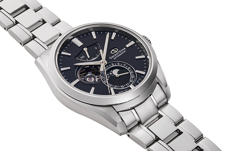 Orient Star RE-AY0001B siyah kadranlı ay evresi göstergeli otomatik saat