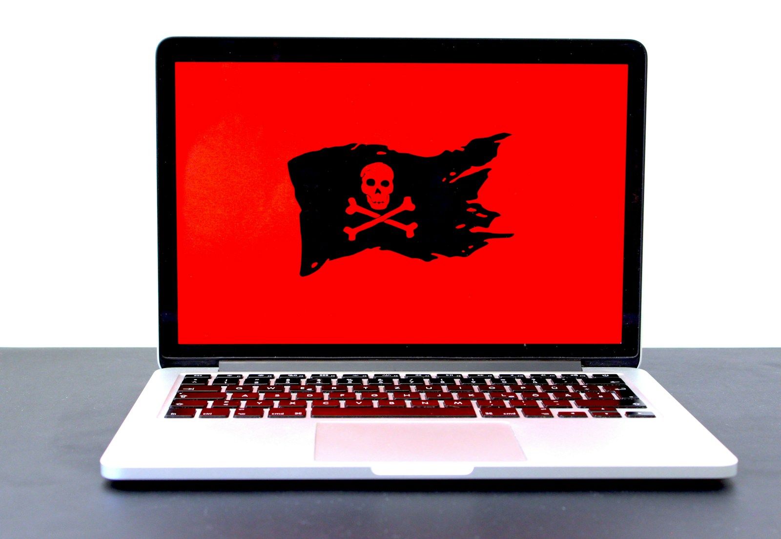 Sahte PS5 emülatörleri GitHub’da parola hırsızlığı riski yaratıyor