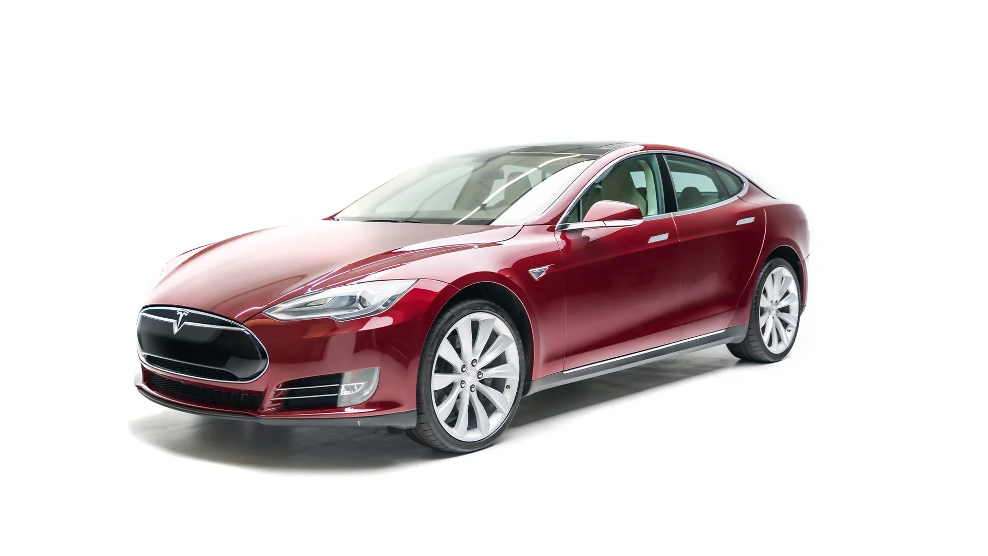 Tesla Model S 3 milyon kilometreye ulaştı: Parçalar kaç kez değişti?